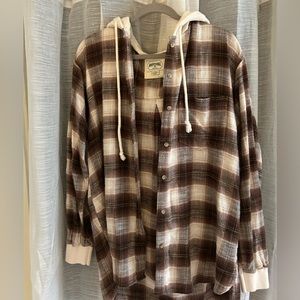American eagle hooded flannel